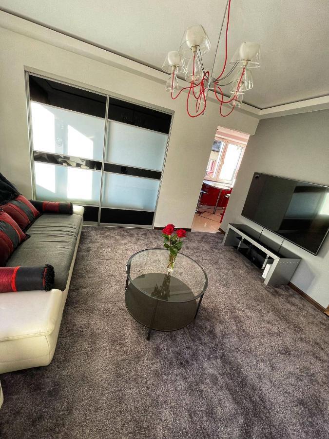 ראדום Luxury Red Apartment By Marta מראה חיצוני תמונה
