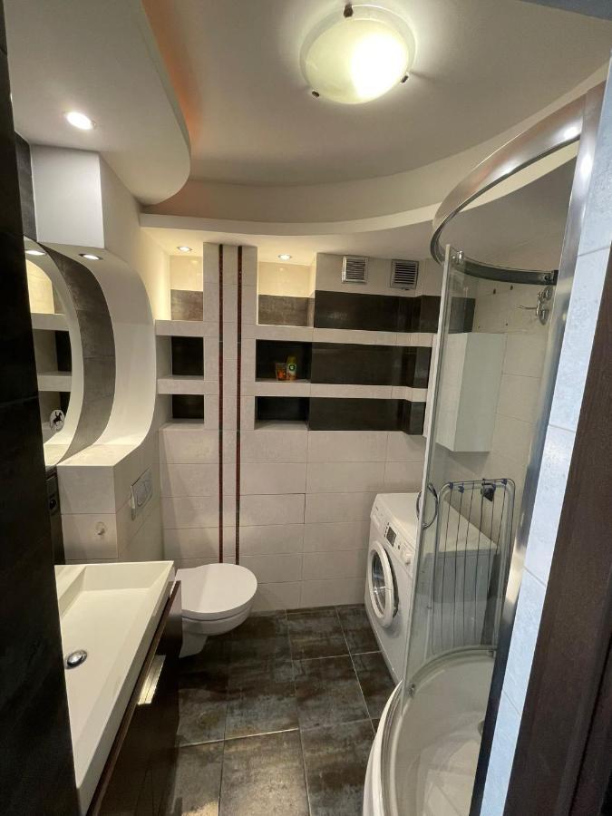 ראדום Luxury Red Apartment By Marta מראה חיצוני תמונה